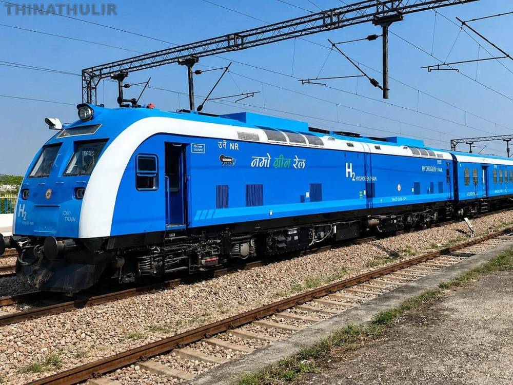 இந்தியாவின் முதல் ஹைட்ரஜன் ரெயில்: 1,200 கி.மீ. பயணம் நிறைவு; 3,200 லிட்டர் டீசல் சேமிப்பு
