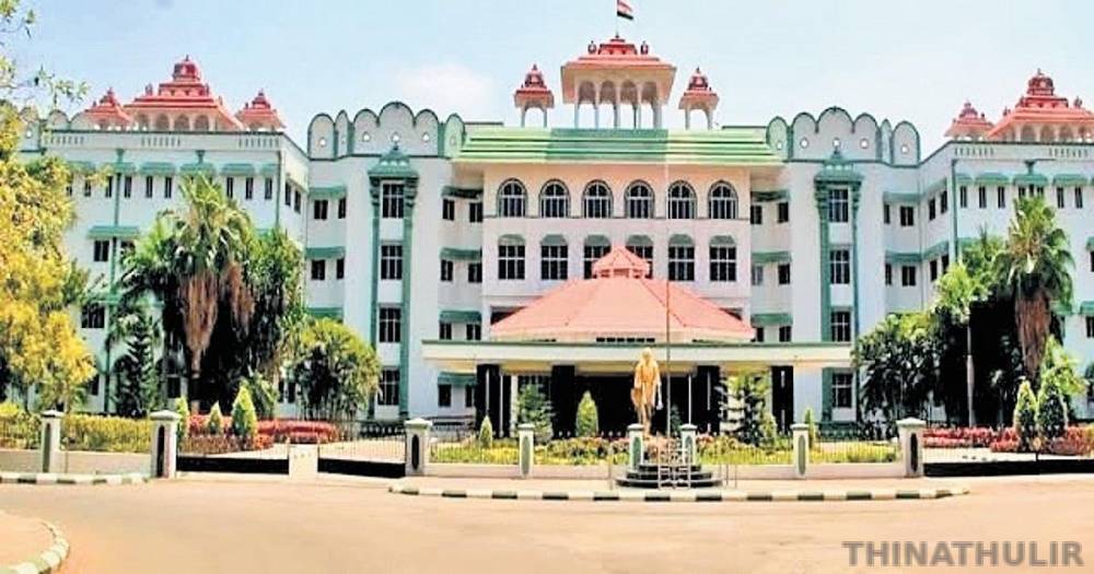 கரூர் கூட்ட நெரிசி உயிரிழப்புகள்: அரசு வேலை வழங்கியது கொள்கை முடிவு; ஐகோர்ட்டில் தமிழக அரசு விளக்கம்