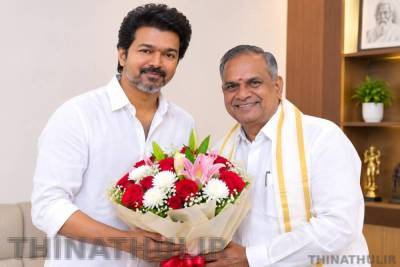 முதல் அமைச்சர் விஜய்யை நேரில் சந்தித்து பிறந்தநாள் வாழ்த்து பெற்ற புஸ்ஸி ஆனந்த்
