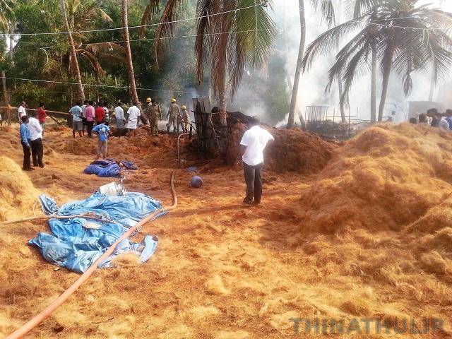 நத்தம் அருகே தென்னை நார் குடோனில் திடீர் தீ விபத்து; ரூ.10 லட்சம் மதிப்பிலான பொருட்கள் சேதம்