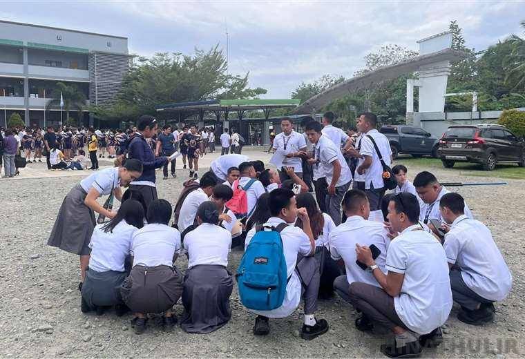 அதிர்ச்சி சம்பவம்: அரசு பள்ளியில் துப்பாக்கிசூடு நடத்திய மாணவன்; ஒருவர் பலி