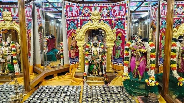 # ஸ்ரீரங்கம் பரமபத நாதர் சன்னதியில் ஆடிப்பூர உற்சவம்: 6-ம் நாளில் அழகர் திருக்கோல சேவை