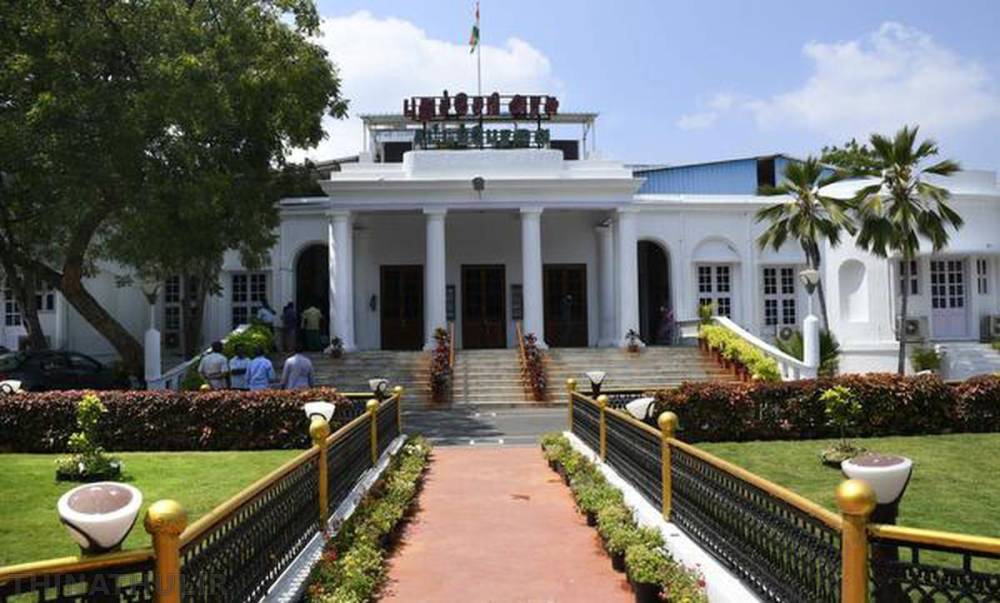 புதுச்சேரி சட்டமன்றக் கூட்டம் தொடங்கியது
