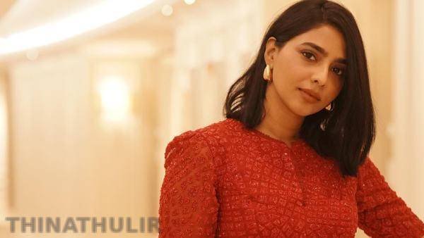 ‘ராக்கா’ படத்தில் இணையும் பிரபல நடிகை? வில்லி வேடத்தில் ஐஸ்வர்யா லட்சுமி
