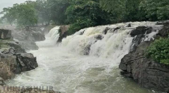 ஒகேனக்கல் காவிரி ஆற்றில் நீர்வரத்து திடீர் சரிவு
