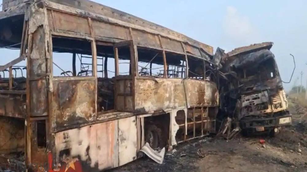ஆந்திராவில் கோர விபத்து: ஆட்டோ மீது தனியார் பேருந்து மோதி 7 பேர் பலி