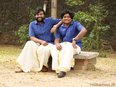 எம்.எல்.ஏ. மகனை சித்தரித்த காட்சிக்கு எதிர்ப்பு... சர்ச்சை எழுந்ததைத் தொடர்ந்து வீடியோவை திருத்திய பரிதாபங்கள் குழு