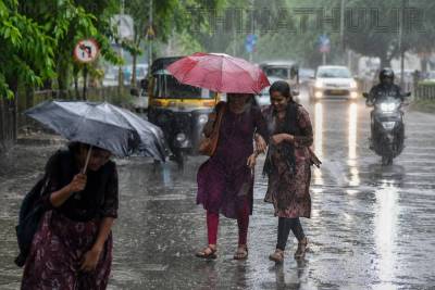 கேரளாவில் கனமழை தீவிரம்: 9 மாவட்டங்களுக்கு ரெட் அலர்ட் அறிவிப்பு