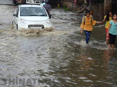குர்கானில் கனமழை: பள்ளிகளுக்கு ஆன்லைன் வகுப்புகள், நிறுவனங்களுக்கு வீட்டிலிருந்து பணிபுரிய அறிவுறுத்தல்