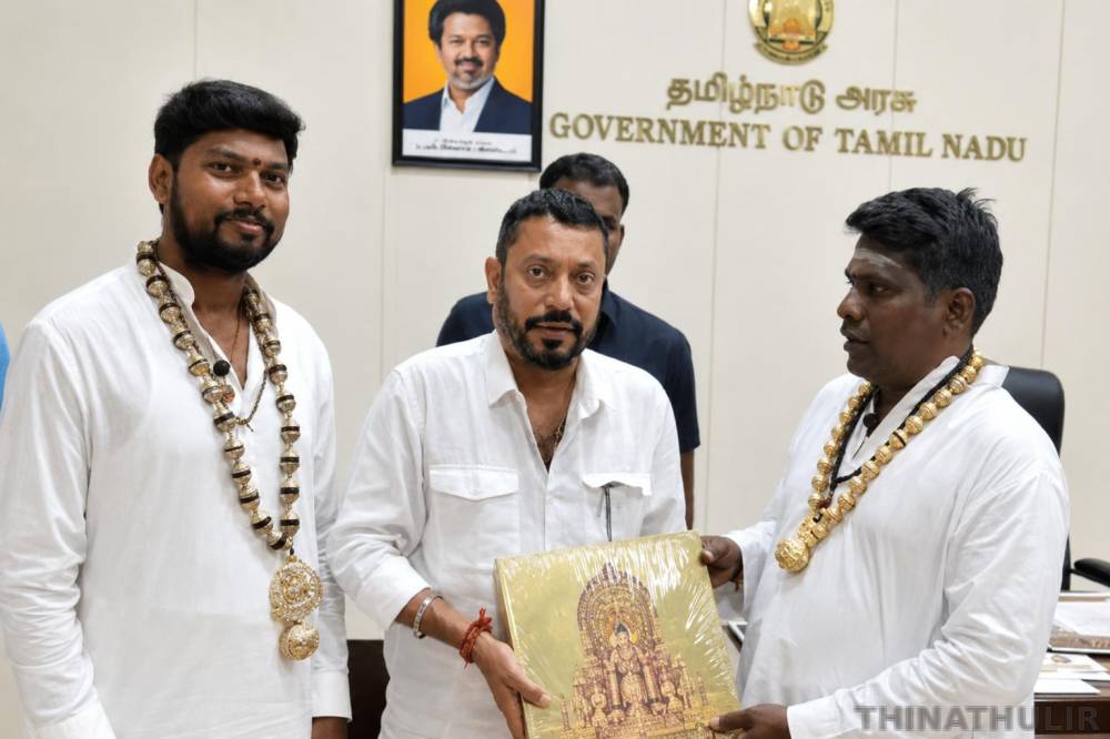 3 தமிழக அமைச்சர்களுடன் கைலாசா நாட்டின் பிரதிநிதிகள் சந்திப்பு: நித்யானந்தா வெளியிட்ட பதிவால் பரபரப்பு