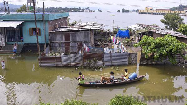 அசாமில் வெள்ளப் பேரழிவு தீவிரம்: 24 மணி நேரத்தில் 21 பேர் பலி