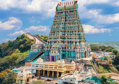 பழனி முருகன் கோவிலில் கடந்த ஓராண்டில் மட்டும் இவ்வளவு வருவாயா...