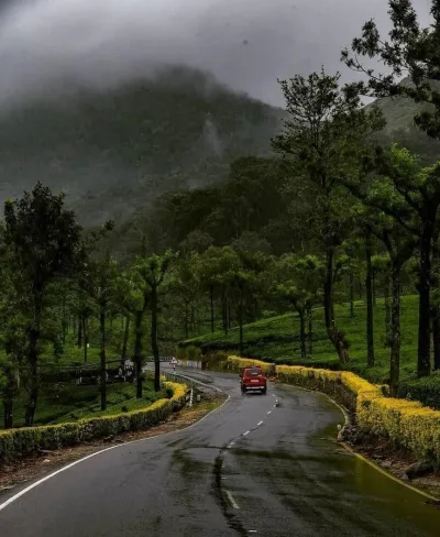மேற்கு தொடர்ச்சி மலை மாவட்டங்களில் இன்றும், நாளையும் மிதமான மழைக்கு வாய்ப்பு...