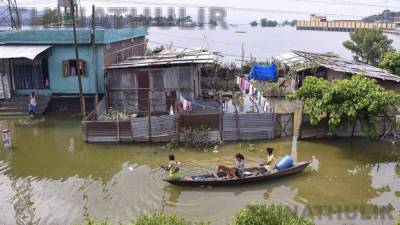 அசாமில் வெள்ளப் பேரழிவு தீவிரம்: 24 மணி நேரத்தில் 21 பேர் பலி