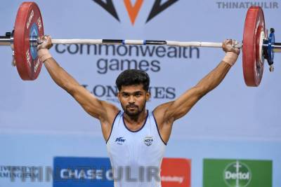 காமன்வெல்த் போட்டியில் வெள்ளிப் பதக்கம் வென்ற ராஜா முத்துப்பாண்டிக்கு முதல்-அமைச்சர் விஜய் பாராட்டு