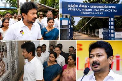 பாளையங்கோட்டை சிறையில் உள்ள திமுக எம்.எல்.ஏ. மார்க்கண்டேயனை சந்தித்த உதயநிதி ஸ்டாலின்