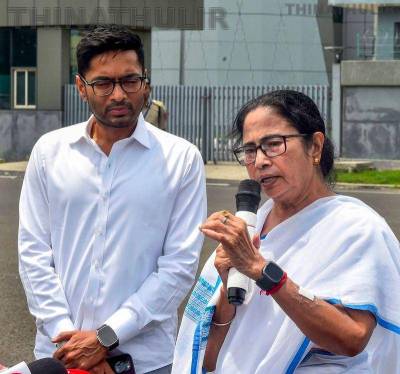 மம்தா பானர்ஜியின் மருமகன் அபிஷேக் பானர்ஜி வெளிநாடு செல்ல சுப்ரீம் கோர்ட்டு அனுமதி
