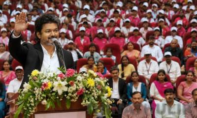 மாணவர்களுடன் போதைப்பொருள் எதிர்ப்பு உறுதிமொழி ஏற்றார் முதல்-அமைச்சர் விஜய்