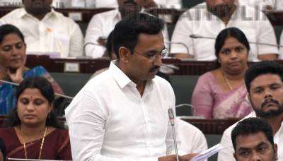 நீட் தேர்வுக்கு எதிரான தமிழக அரசின் தனித்தீர்மானம் ஒருமனதாக நிறைவேற்றம்!