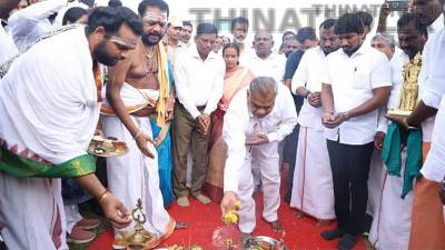 தமிழகத்தில் ரூ.500 கோடி செலவில் நீர்நிலைகள் சீரமைப்பு பணிகள் தொடக்கம்; அமைச்சர் ஆனந்த் அடிக்கல் நாட்டினார்