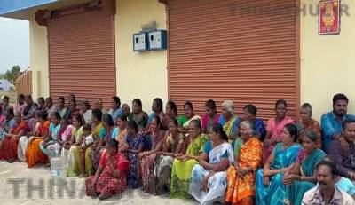 திருவண்ணாமலை: டாஸ்மாக் கடையை அகற்றக் கோரி பெண்கள் முற்றுகைப் போராட்டம்