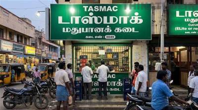 மதுக்கடையை ஆய்வு செய்த சி.வி.சண்முகம்; ‘சாகும் வரை குடிப்போம்’ என முழங்கியவர்களால் பரபரப்பு