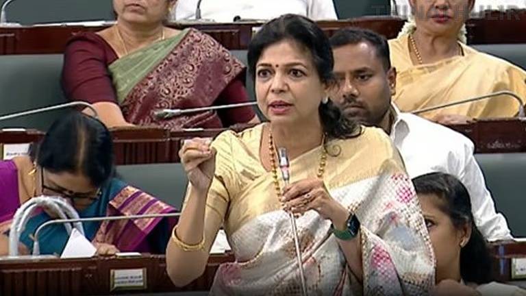 பெண்களுக்கு போக்குவரத்து சுதந்திரம் அவசியம்: சவுமியா அன்புமணி வலியுறுத்தல்