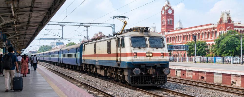 சென்னை சென்டிரல்–போத்தனூர் இடையே சிறப்பு ரெயில்