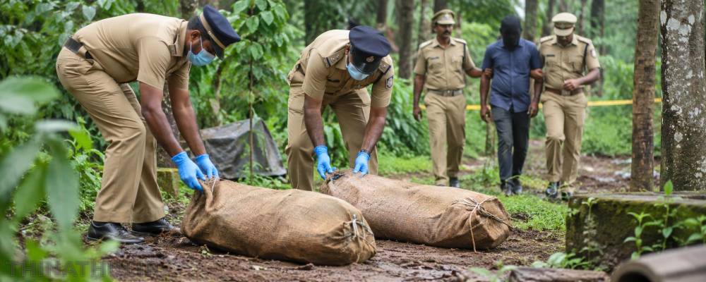 சாக்கு மூட்டையில் பிணங்கள் மீட்பு: தாய்-மகள் கொலை வழக்கில் கள்ளக்காதலன் கைது