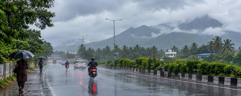 19 மாவட்டங்களில் மாலை 4 மணி வரை மழைக்கு வாய்ப்பு