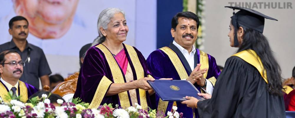 சென்னை எம்.ஜி.ஆர். பல்கலை. பட்டமளிப்பு விழாவில் மத்திய மந்திரி நிர்மலா சீதாராமன் - நயினார் நாகேந்திரன் மகிழ்ச்சி