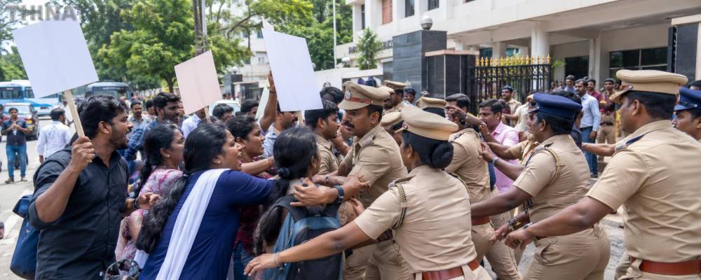 மதுரை காவல் ஆணையர் அலுவலகம் முன் போராடியவர்கள் மீது தாக்குதல் - இந்திய கம்யூனிஸ்ட் கட்சி கண்டனம்
