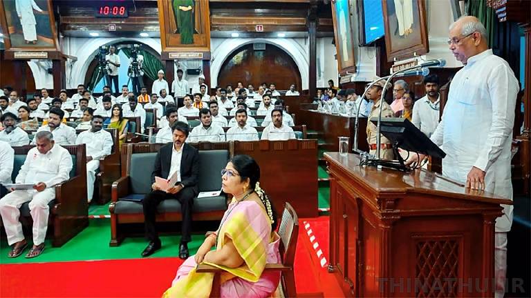 சட்டசபையில் நிறைவேற்றப்பட்ட 11 சட்ட திருத்த மசோதாக்களுக்கு கவர்னர் ஒப்புதல்