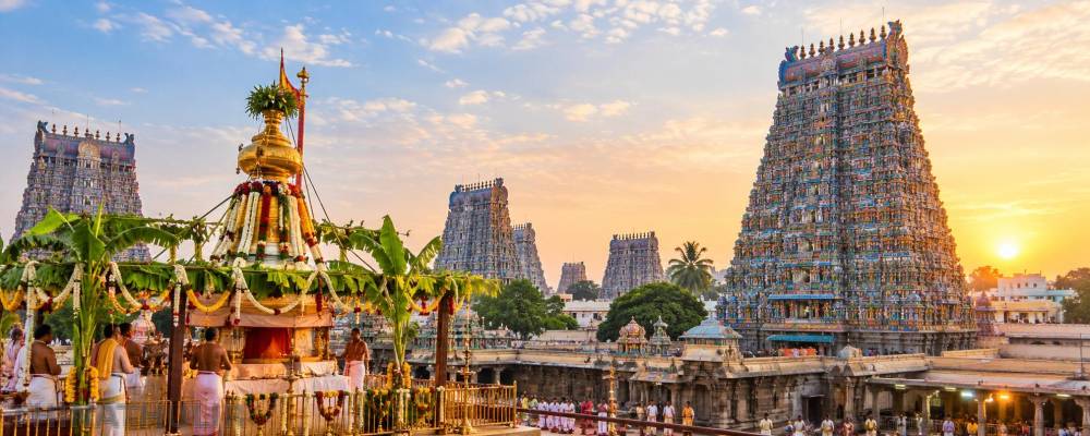 மீனாட்சி அம்மன் கோவில் அறங்காவலர்கள் தொடர்பான வழக்கு தள்ளுபடி