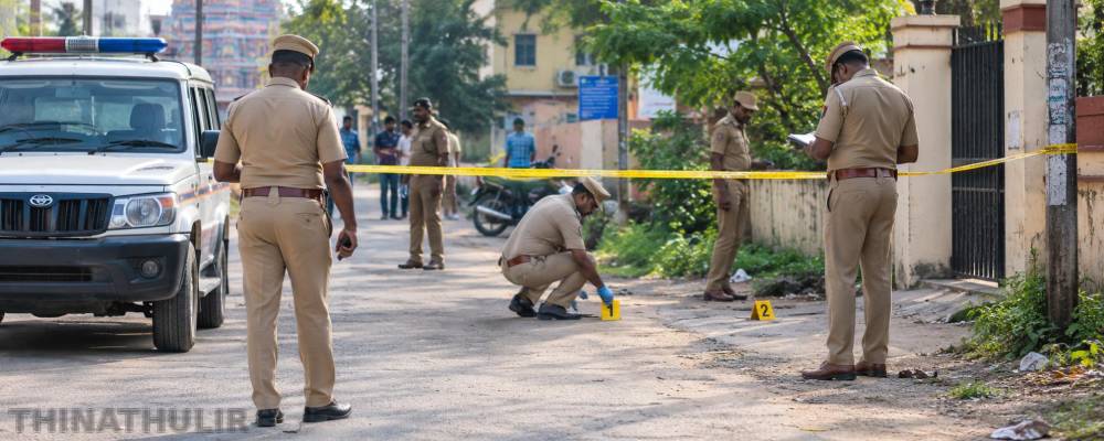 மதுரையில் இளைஞர் வெட்டி கொலை - மர்ம நபர்களுக்கு போலீசார் வலைவீச்சு