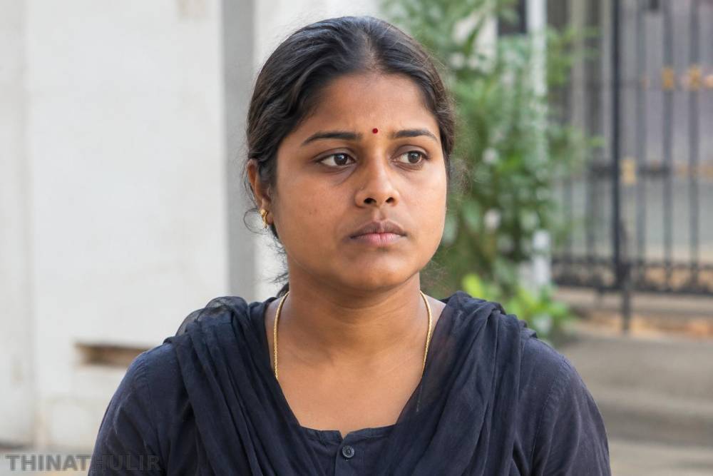 ரீல்ஸ் மோகத்தில் விபரீதம்: ரேஷன் கடைக்கு தீ வைத்த விற்பனையாளர் பணியிடை நீக்கம்