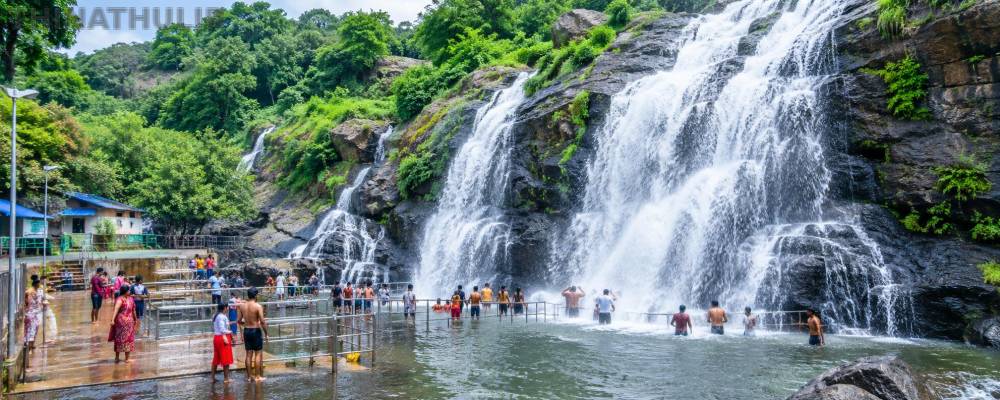 குற்றால அருவிகளில் மீண்டும் குளிக்க அனுமதி