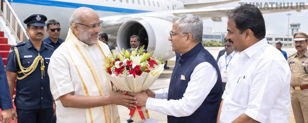 துணை ஜனாதிபதி கோவை வருகை; கவர்னர், அமைச்சர் வரவேற்பு