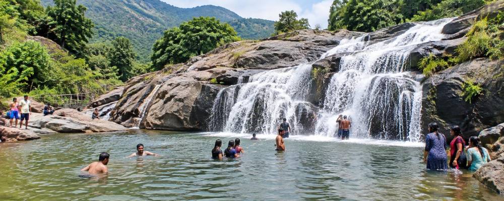கும்பக்கரை அருவியில் மீண்டும் குளிக்க அனுமதி: சுற்றுலா பயணிகள் மகிழ்ச்சி