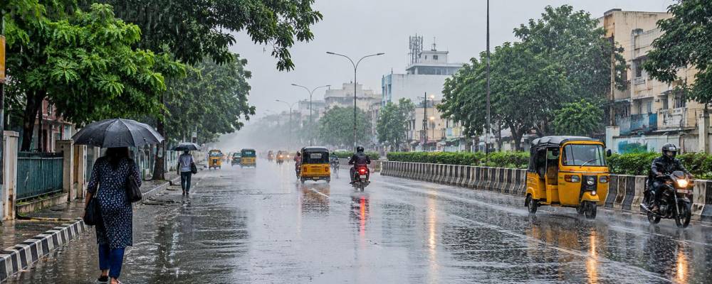 10 மாவட்டங்களில் இன்று மதியம் 1 மணி வரை மழைக்கு வாய்ப்பு