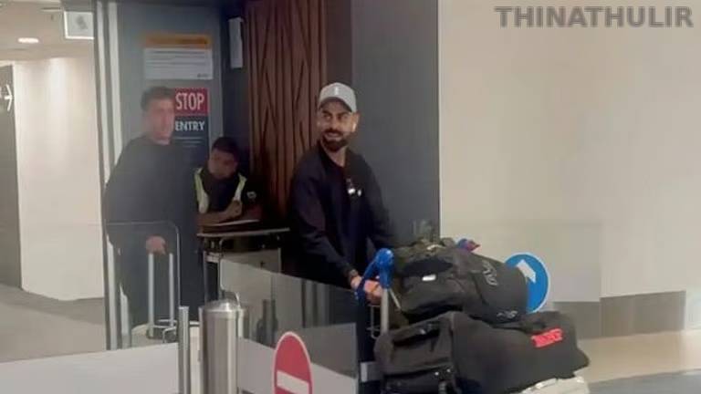 ஒருநாள் தொடரில் பங்கேற்க நியூசிலாந்து சென்றடைந்தார் விராட் கோலி